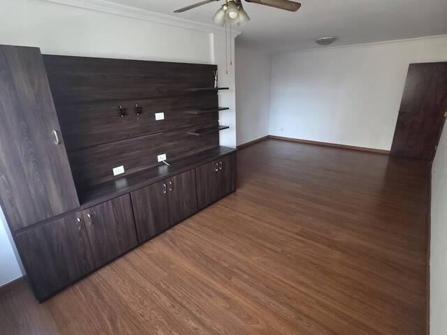 #143 - Apartamento para Venda em São Paulo - SP